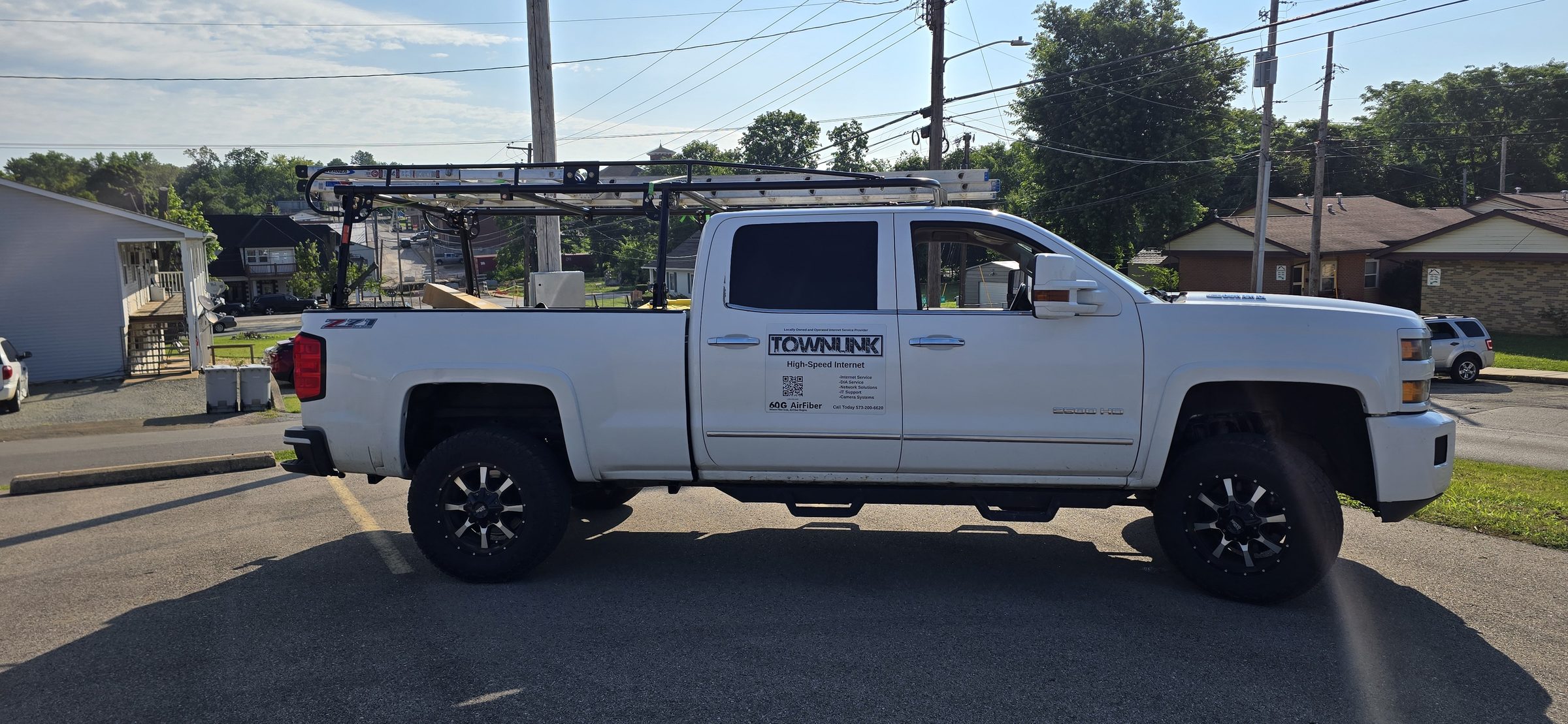 TownLink service truck